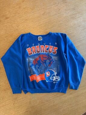 Vintage Denver Broncos Blue Sweatshirt